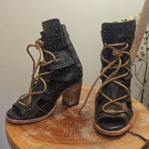 Steven Freebird Brandy Size 7 2.5 Inches Studded Black Leather Ankle Boots